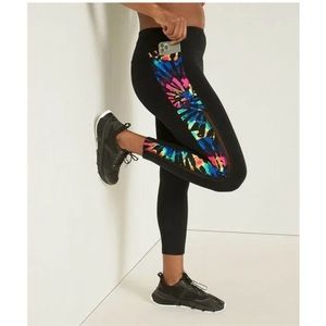 PINK Ultimate tie dye 7/8 leggings